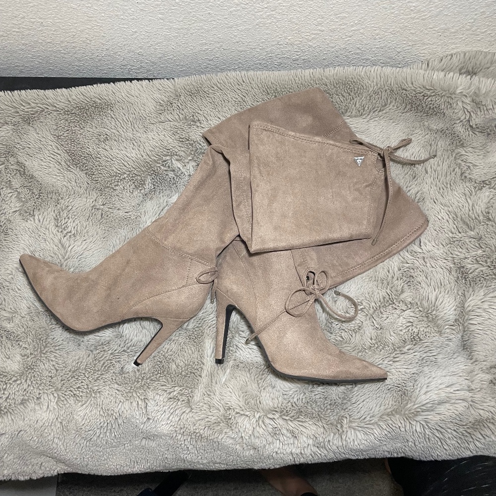 Size 8 Guess Knee High Boots